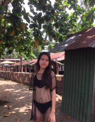Imagem marcada com: Asian, Skinny, Tummy, Filipina, Bikini