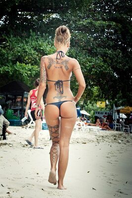 Imagem marcada com: Beach, Tattoo