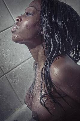 Imagem marcada com: Black, Boobs