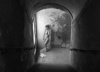 Imagem marcada com: Black and White