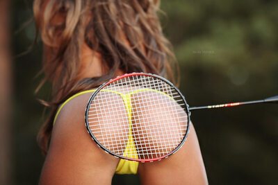 Imagem marcada com: Brunette, Daria Shy, Sport, Ass - Butt