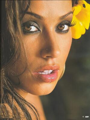 Imagem marcada com: Brunette, Face