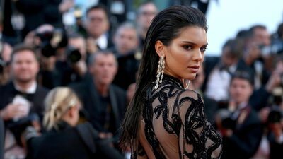 Imagem marcada com: American, Brunette, Kendall Jenner, Celebrity - Star, Safe for work