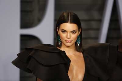 Imagem marcada com: American, Brunette, Kendall Jenner, Celebrity - Star, Safe for work