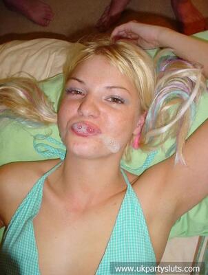 Imagem marcada com: Cumshot, Blonde, Facial