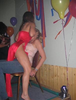 Imagem marcada com: Lesbian