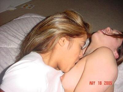 Imagem marcada com: Lesbian