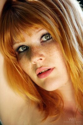 Imagem marcada com: Mia Sollis, Watch4Beauty, Redhead, Czech