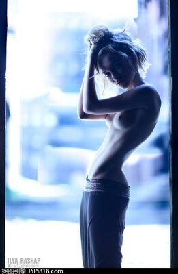 Imagem marcada com: Skinny, Blonde, Small Tits